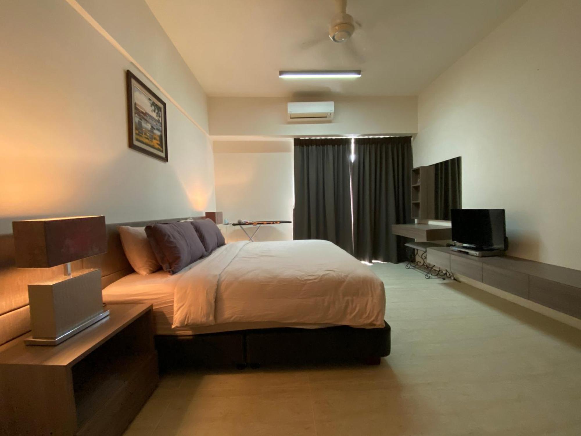 By The Sea @ Cozy Beachfront Home Batu Feringgi Exterior foto
