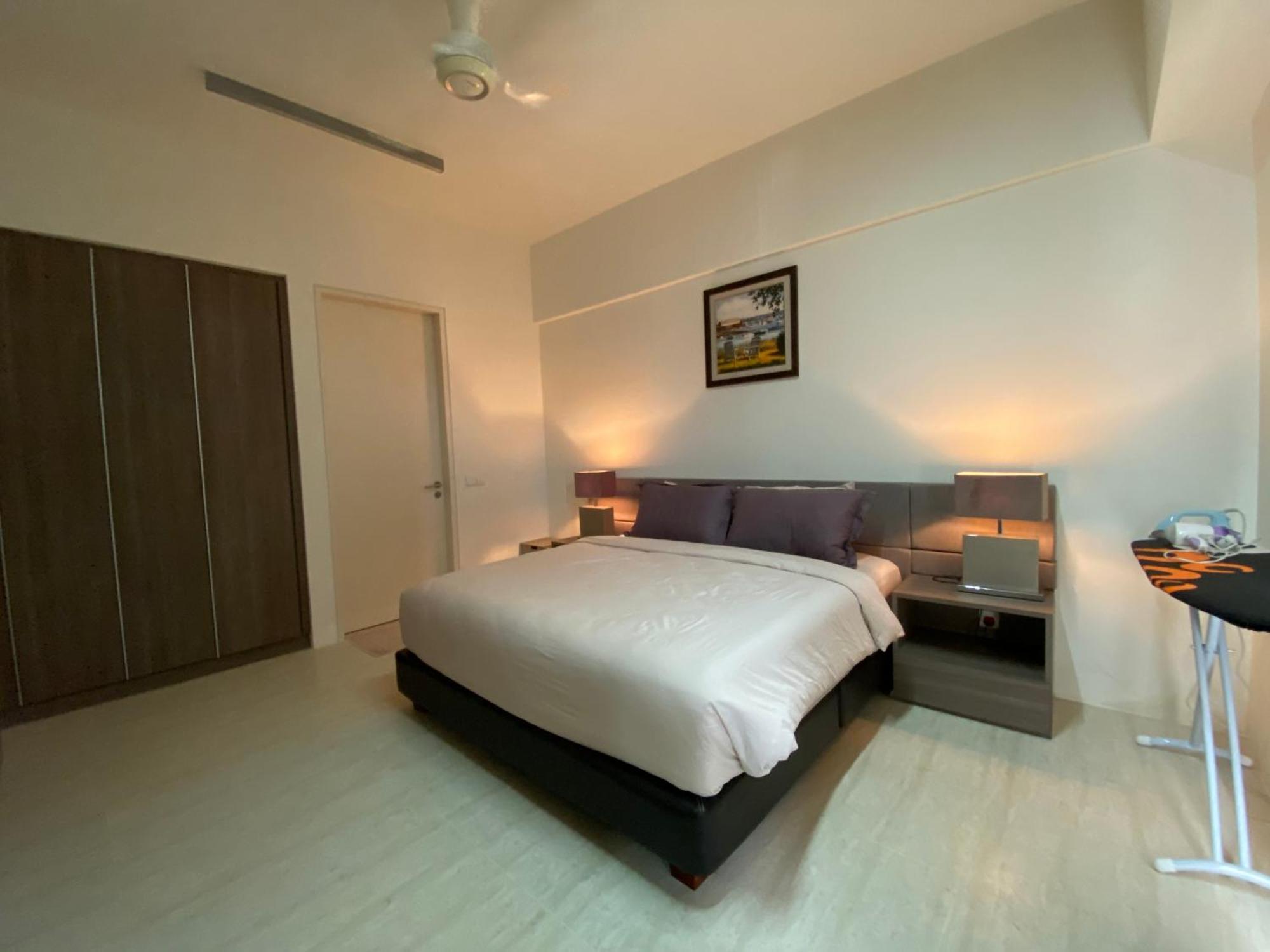 By The Sea @ Cozy Beachfront Home Batu Feringgi Exterior foto